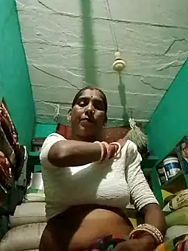 Snapshot of Xx_savita chatting on May 24, 8:47 pm Xx savita online show from May 24, 8:47 pm
