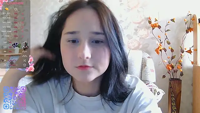 Snapshot of TianaMeiser chatting on June 3, 11:46 am TianaMeiser online show from June 3, 11:46 am