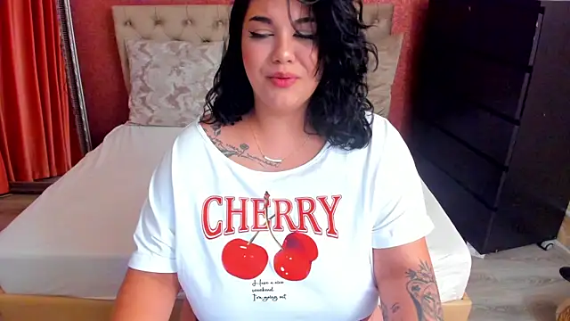 Snapshot of SpicyCarlaXX chatting on June 10, 8:30 pm SpicyCarlaXX online show from June 10, 8:30 pm