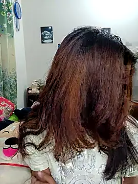 Snapshot of Sexy-Jara1 chatting on February 14, 6:59 pm Sexy-Jara1 online show from February 14, 6:59 pm