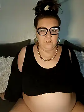 Snapshot of Nova-WiseX chatting on December 14, 12:43 pm Nova-WiseX online show from December 14, 12:43 pm