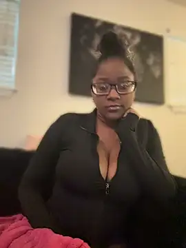 kaywest online show from April 29, 1:48 pm