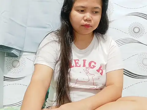 Sweetbigtits 69 online show from April 28, 6:13 pm