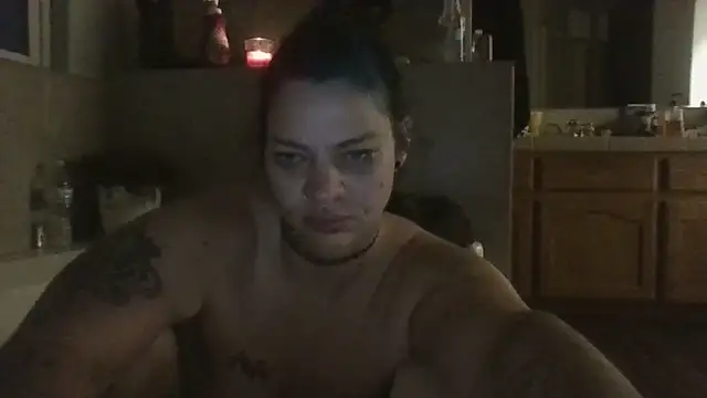 Snapshot of anitabonghit chatting on April 4, 1:19 pm anitabonghit online show from April 4, 1:19 pm