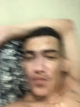 Snapshot of Lucasdanadoo chatting on November 17, 12:05 am Lucasdanadoo online show from November 17, 12:05 am