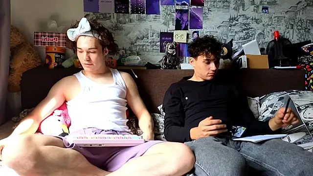 Snapshot of jordanjock chatting on July 8, 9:25 am jordanjock online show from July 8, 9:25 am