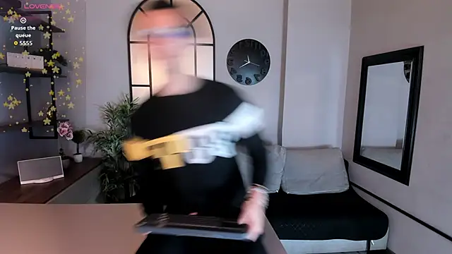 Brandon starkk online show from January 12, 11:48 am