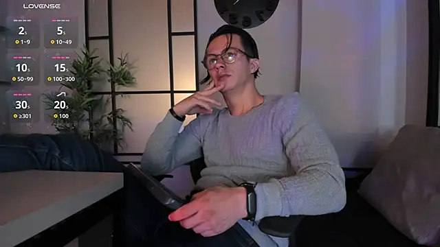 Brandon starkk online show from March 9, 12:20 pm