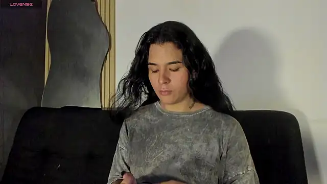 Angel-umbra online show from January 17, 8:45 pm