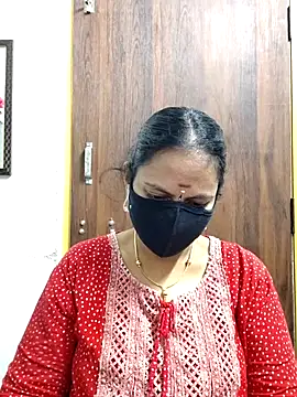 Queen-Neha online show from February 11, 8:30 am