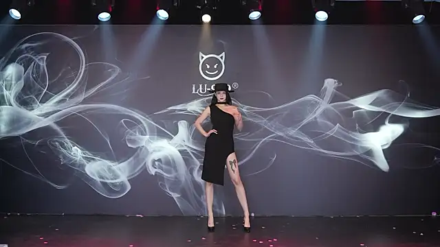 Snapshot of LU-909 chatting on November 29, 8:06 am LU-909 online show from November 29, 8:06 am