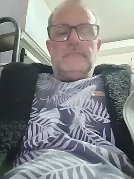 Snapshot of nard53 chatting on June 25, 9:03 am nard53 online show from June 25, 9:03 am