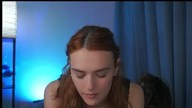 Snapshot of foxy_cute4you chatting on May 20, 6:47 pm foxy cute4you online show from May 20, 6:47 pm