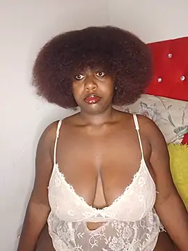 Snapshot of melanin_lizzy chatting on May 20, 10:16 pm melanin lizzy online show from May 20, 10:16 pm