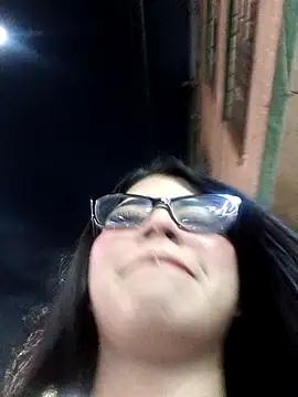 Dannii- online show from December 3, 1:24 am