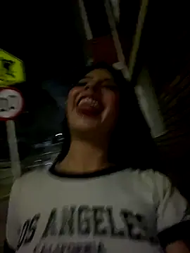 Dannii- online show from January 9, 4:04 am