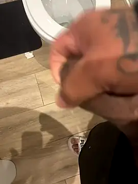 Snapshot of Pelotas2000 chatting on November 24, 6:35 am Pelotas2000 online show from November 24, 6:35 am