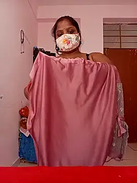 CUTE-LOVE-SWEETS online show from April 2, 3:26 am