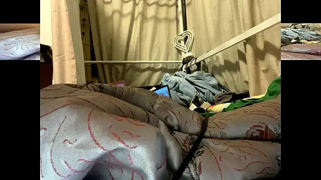 Snapshot of Beans543 chatting on November 17, 12:22 pm Beans543 online show from November 17, 12:22 pm