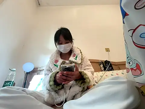 Rosy100 online show from November 19, 6:46 am