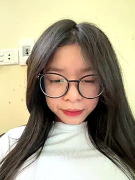 Snapshot of mau155_ chatting on November 20, 12:22 am mau155 online show from November 20, 12:22 am