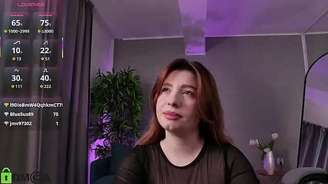 AmberRosewood online show from February 3, 6:40 am