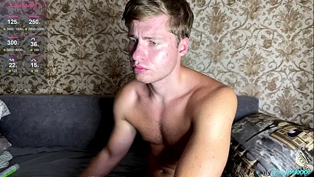 Maxhornyblondieman online show from July 10, 10:29 am
