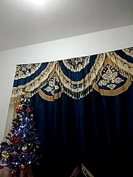 noah77  online show from November 28, 2:36 am