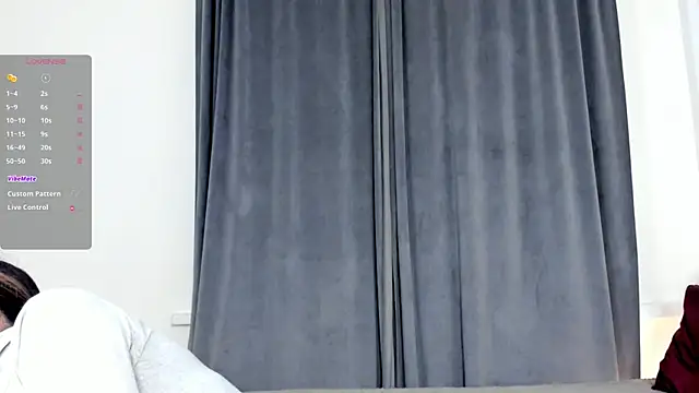 Snapshot of CoreenLuebbers chatting on December 14, 6:23 pm CoreenLuebbers online show from December 14, 6:23 pm