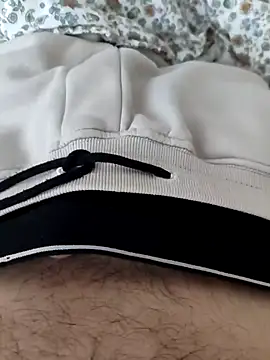 Snapshot of berkkderlerr chatting on January 17, 10:31 am berkkderlerr online show from January 17, 10:31 am