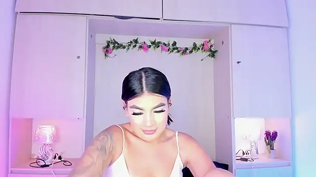 Snapshot of ShirleyJones_ chatting on November 27, 8:00 pm ShirleyJones online show from November 27, 8:00 pm