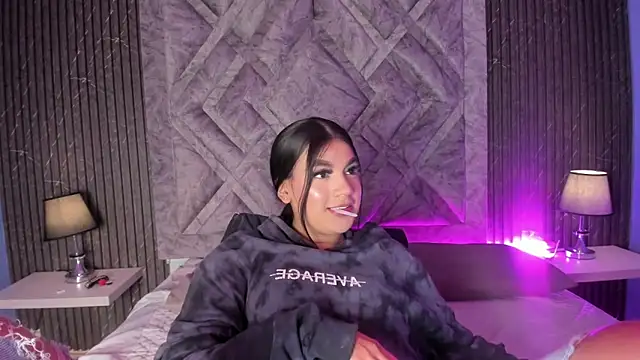 Snapshot of ShirleyJones_ chatting on November 30, 12:42 pm ShirleyJones online show from November 30, 12:42 pm