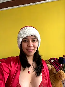 Esmerald 1111 online show from December 2, 12:54 pm