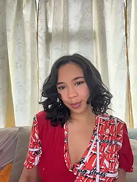 Snapshot of Esmerald_1111 chatting on July 5, 2:13 pm Esmerald 1111 online show from July 5, 2:13 pm