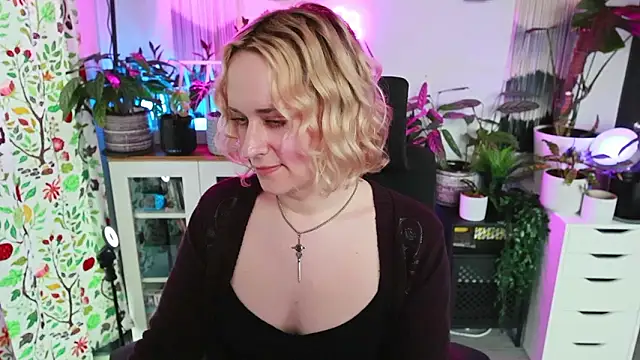 xzoeyryanx online show from February 21, 7:15 pm