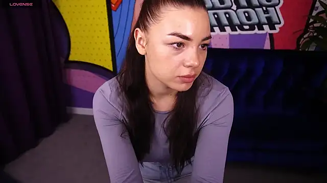 Snapshot of AnacondaDior chatting on November 18, 7:35 am AnacondaDior online show from November 18, 7:35 am