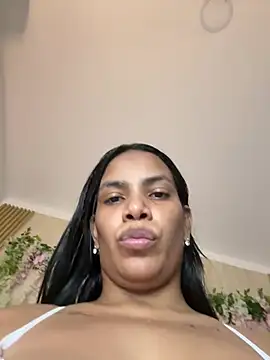 ArielleMillerr- online show from February 6, 5:49 pm