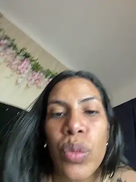 ArielleMillerr- online show from February 8, 5:38 pm