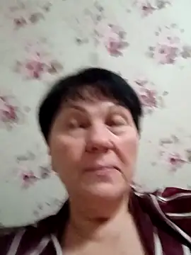 OliviaaSkyy online show from December 17, 4:40 am