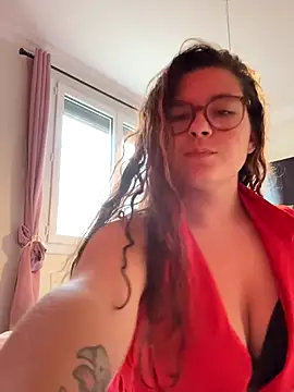 missseduction24 online show from December 1, 8:08 am