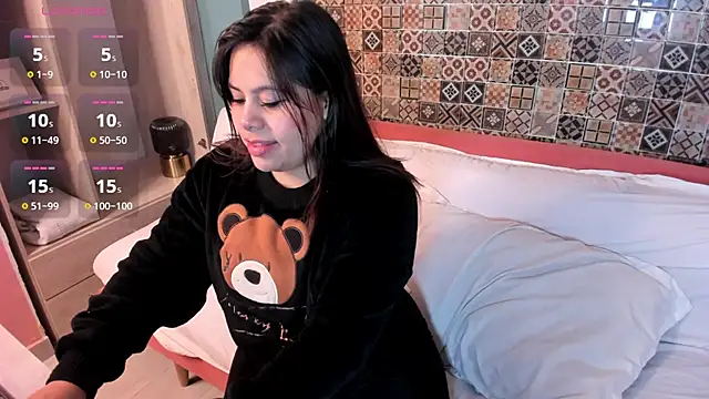 Snapshot of luna_velvett_ chatting on December 2, 11:15 am luna velvett online show from December 2, 11:15 am