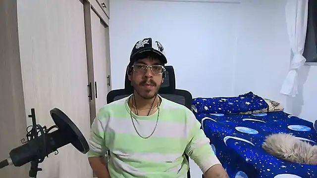 naitt  online show from November 22, 7:51 am