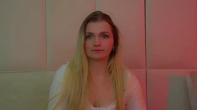 AnnyRaii online show from March 12, 6:08 am