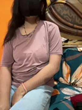 cutestpearl online show from February 3, 6:57 pm