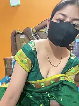 cutestpearl online show from March 27, 7:24 pm