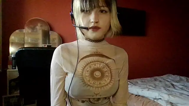 Snapshot of SkylaPorter chatting on November 21, 11:31 am SkylaPorter online show from November 21, 11:31 am