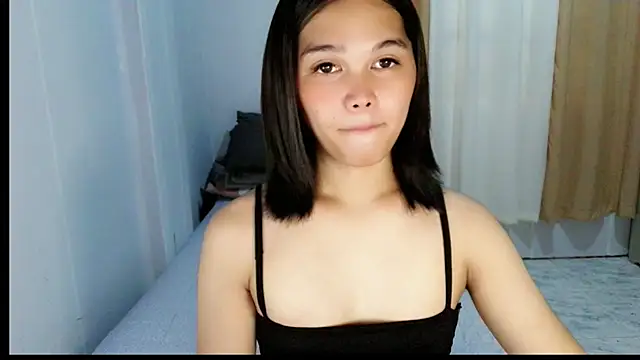 Snapshot of sluttyLeila chatting on March 5, 1:34 am sluttyLeila online show from March 5, 1:34 am