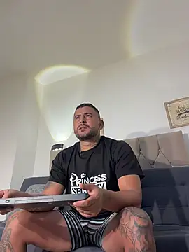 david10kc online show from July 27, 3:35 am