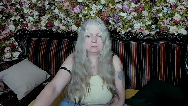 mariabelladonna online show from June 20, 6:38 am