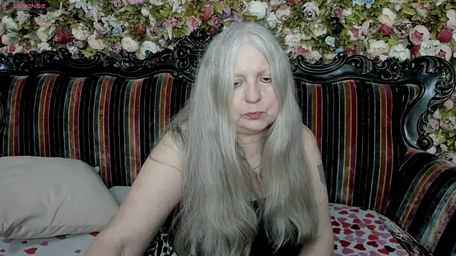 mariabelladonna online show from July 8, 9:41 pm
